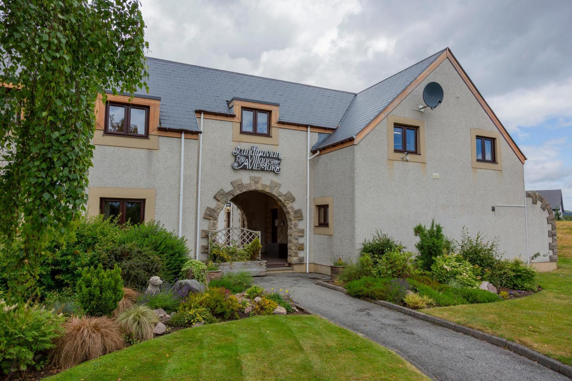 Scandinavian Village Ltd Aviemore Ngoại thất bức ảnh